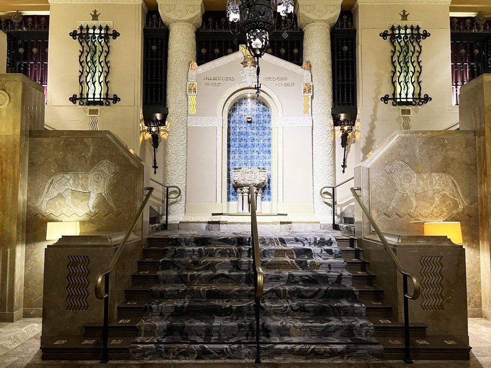 InterContinental Chicago Magnificent Mile (Courtesy Matt W Yelp)