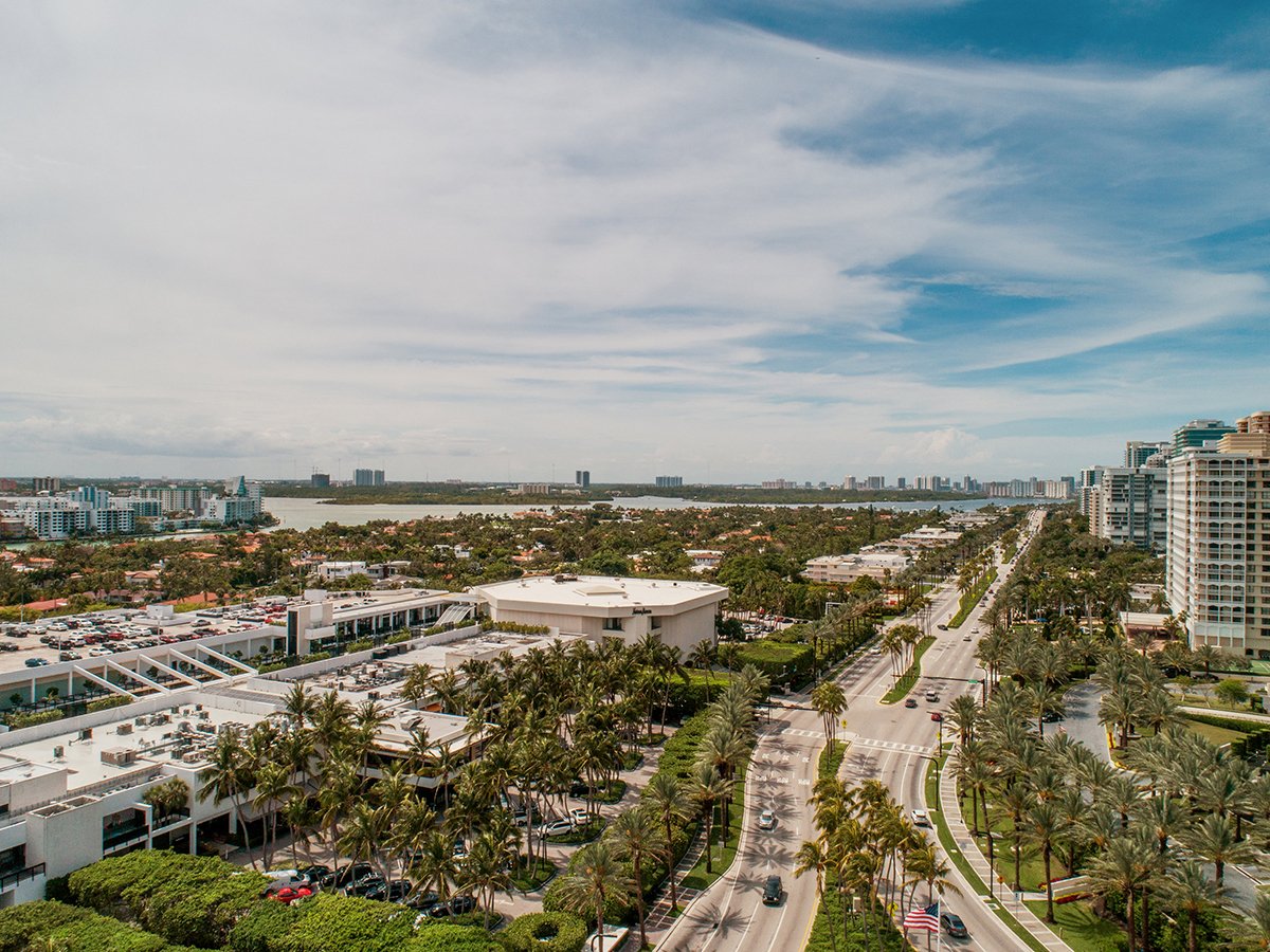 Bal Harbour (Photo courtesy of the GMCVB โ https://Miami andBeaches.com)