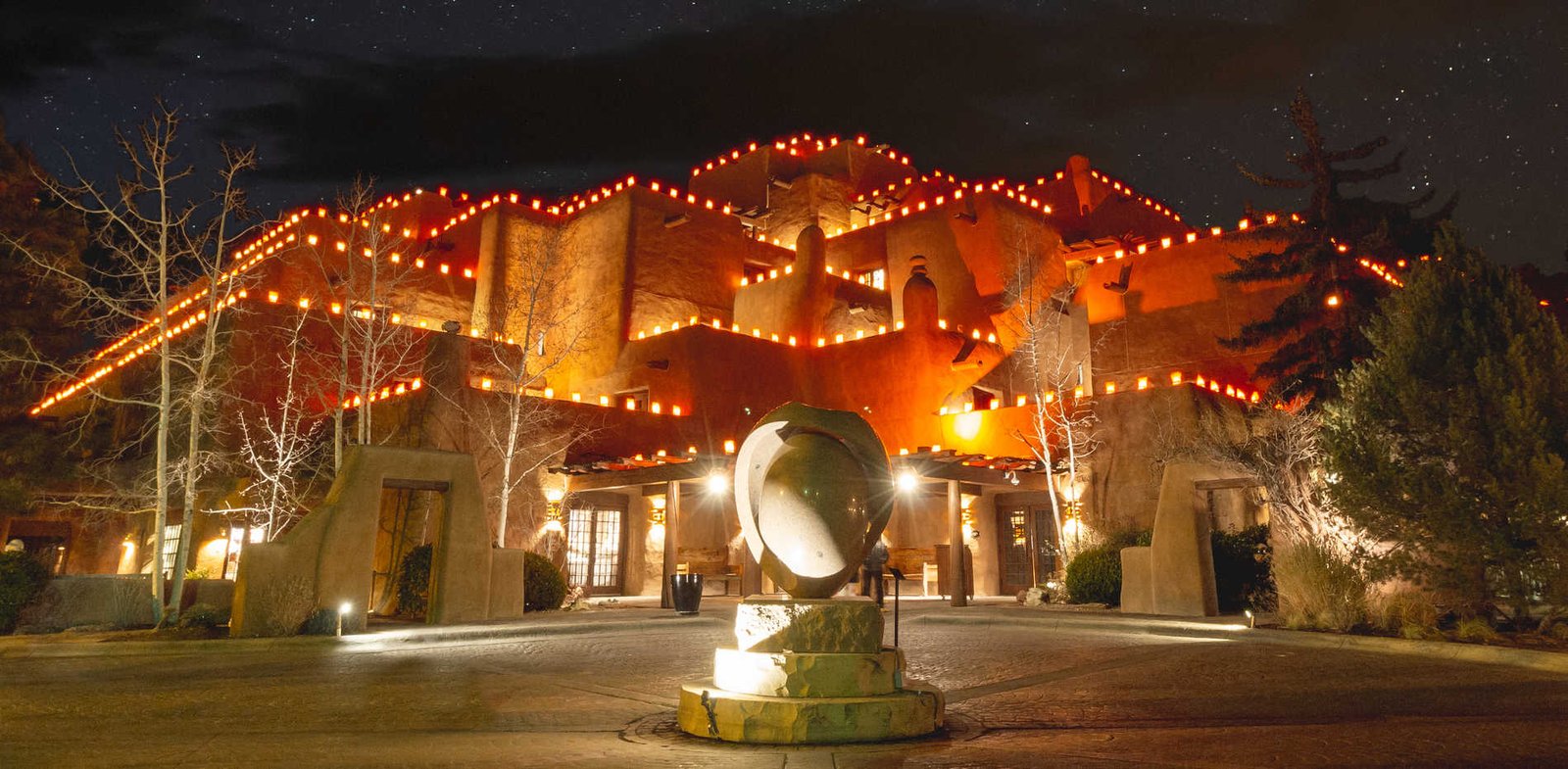Santa Fe turns into a magical world of lights and farolitos during the holidays |