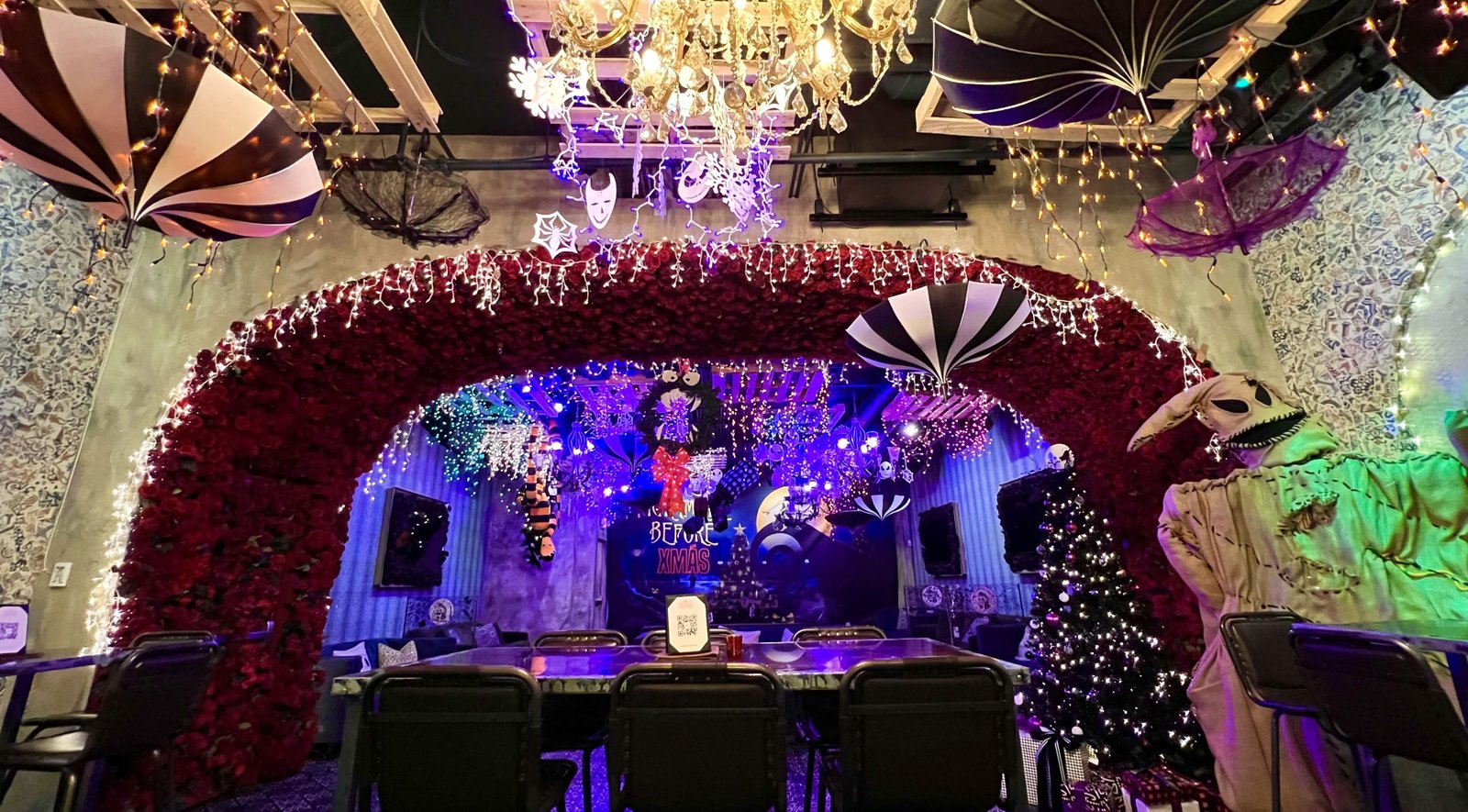 The "Nightmare Before XMÁS" Pop-Up at Mas Por Favor Las Vegas | 