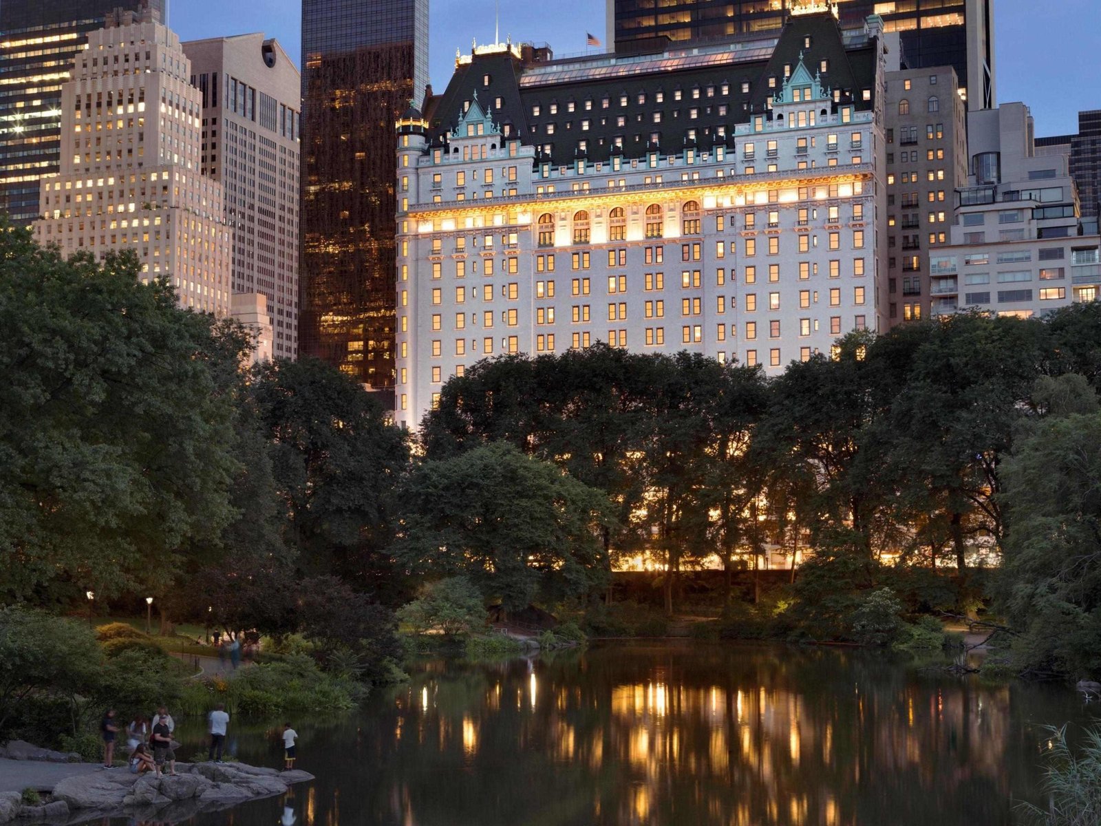 The Plaza, A Fairmont Managed Hotel Exterior at Night New York |