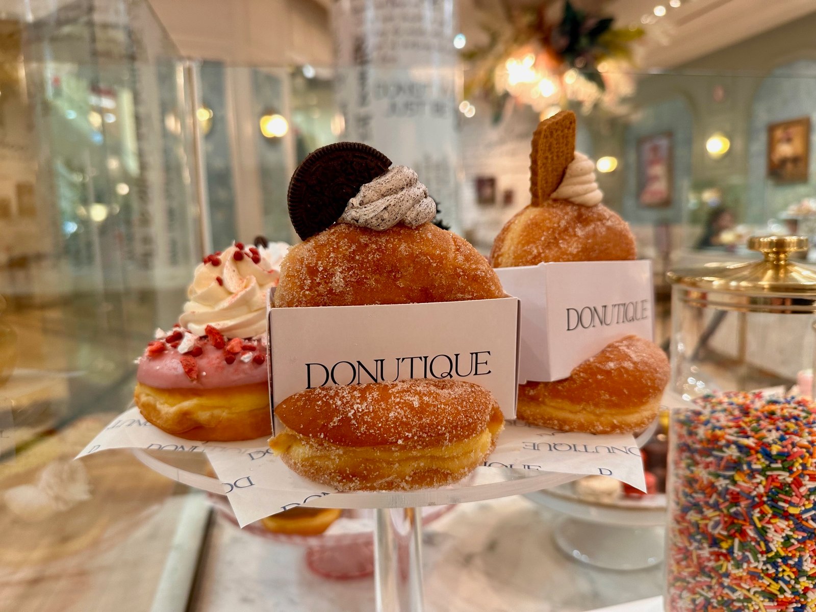 Donutique Las Vegas (©Melanie Lee)