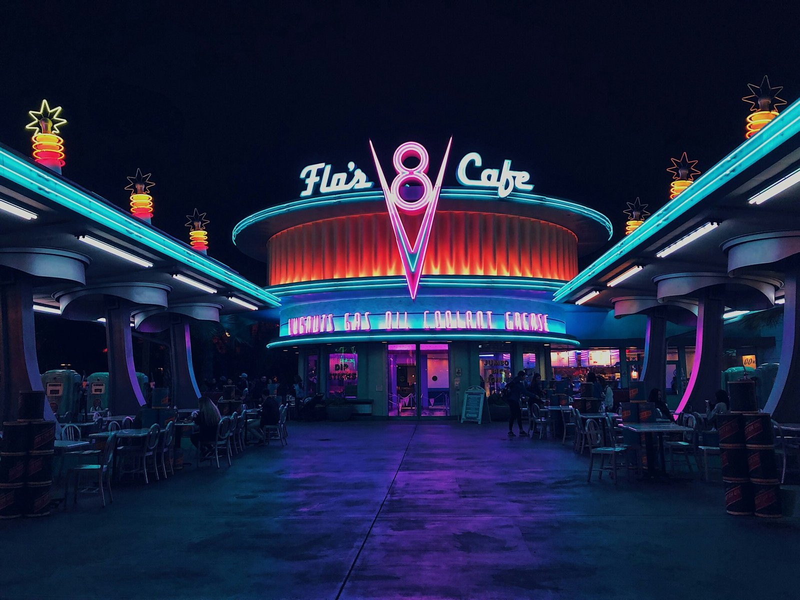 Flo's V-8 Cafe (ยฉLeila Bandringa)