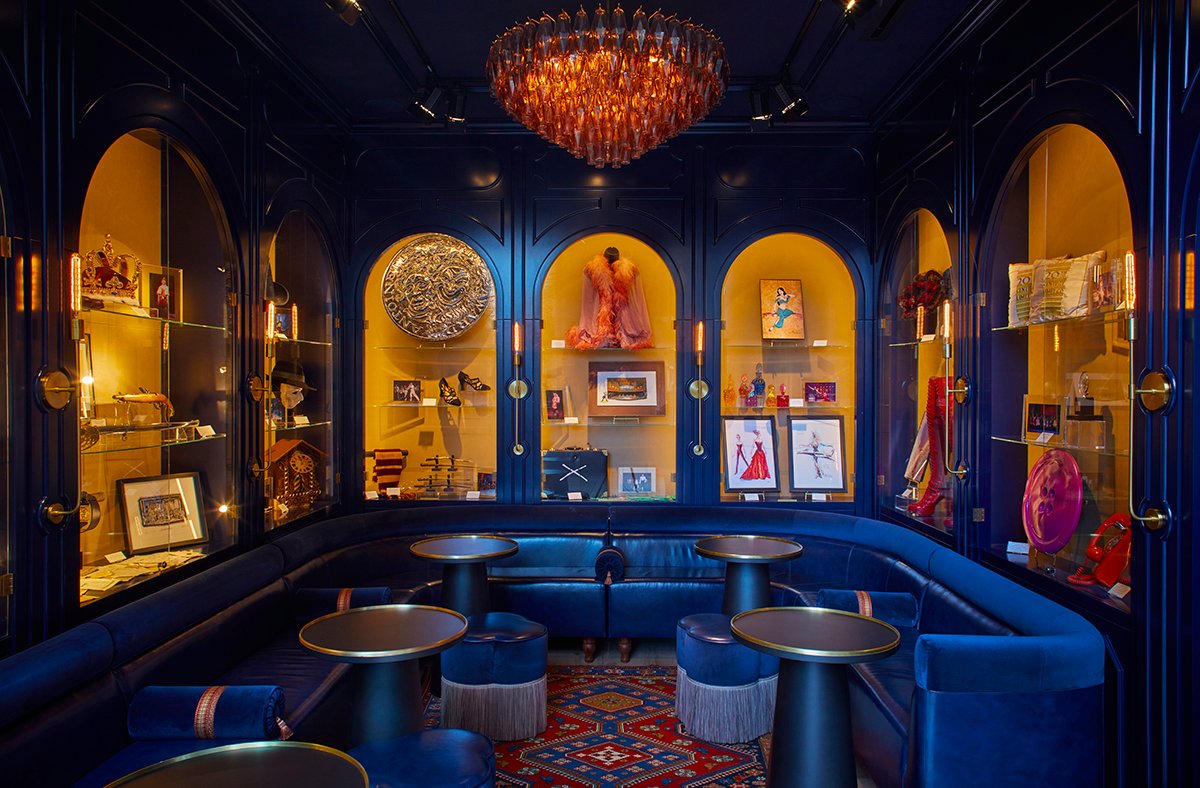 Civilian Hotel Blue Room (©Johnny Miller)