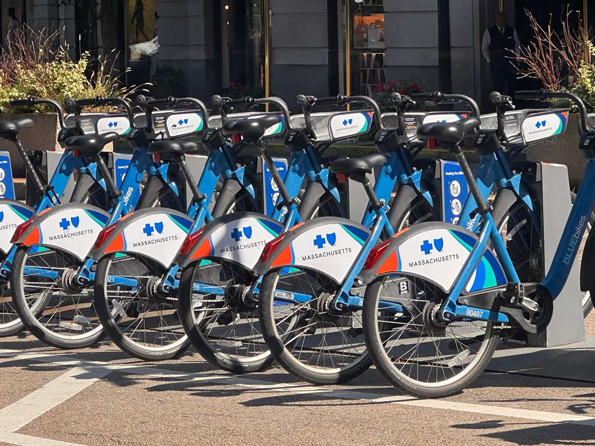 BlueBikes (©Melanie Lee)
