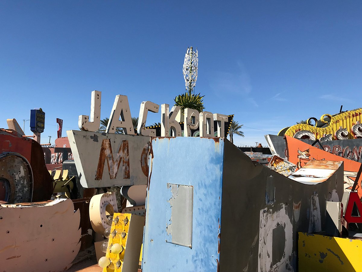 Neon Museum (ยฉLyle Hastie Ud)