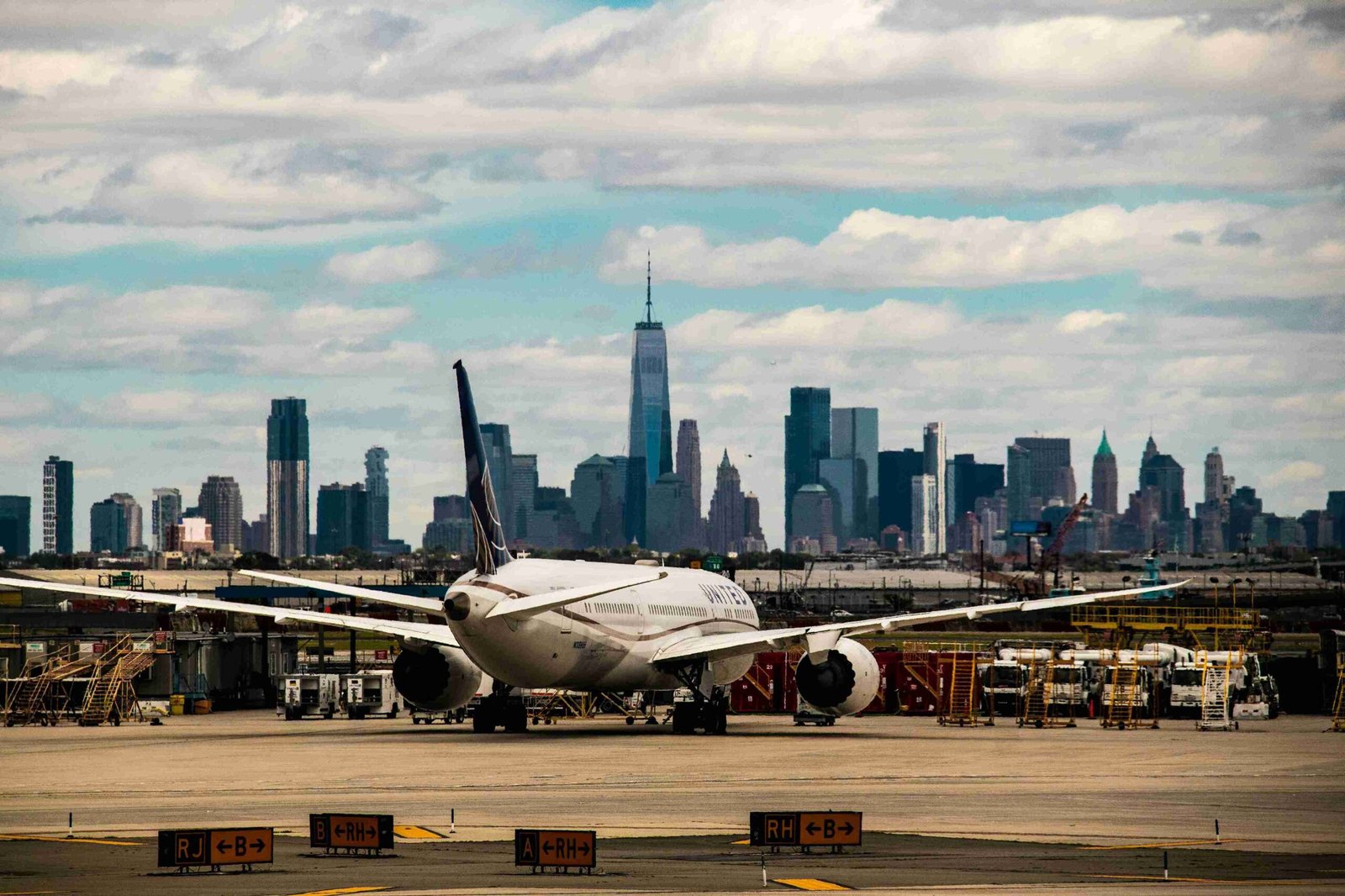 Newark Airport (ยฉJimmy Woo)